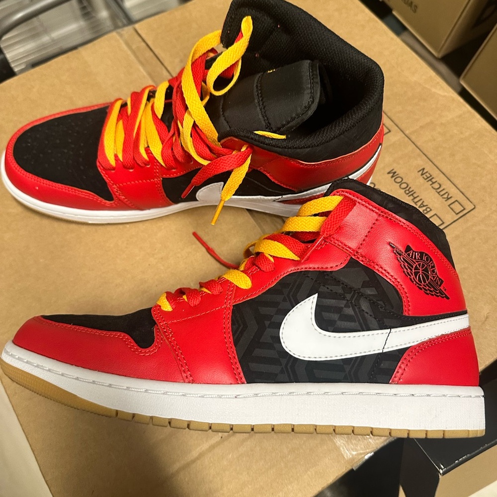 Jordan Athletic Shoes Red Black White